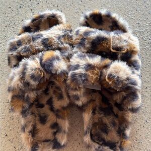 Leopard Faux Fur Slippers